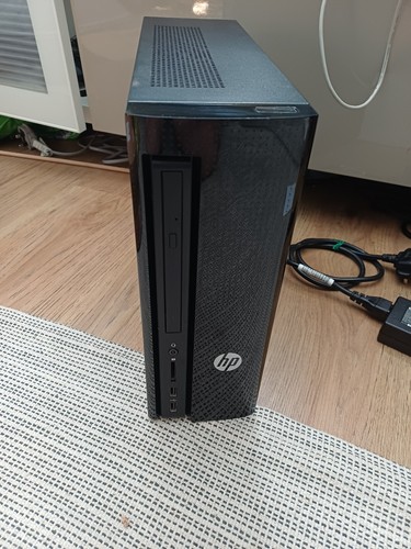 Very good looking compact - looking, w11